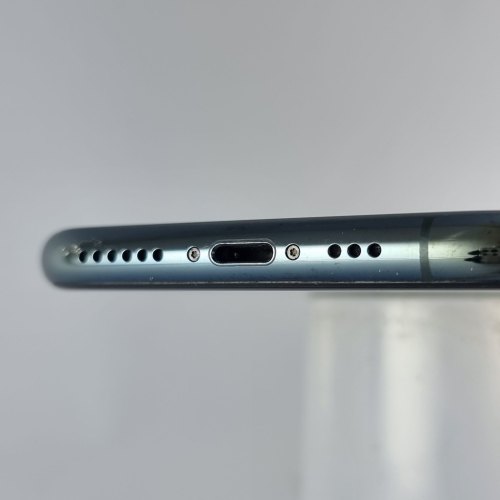 Смартфон Apple iPhone 11 Pro 64 GB Midnight Green USED **