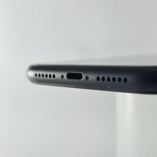 Смартфон Apple iPhone Xr 64 GB Black USED **
