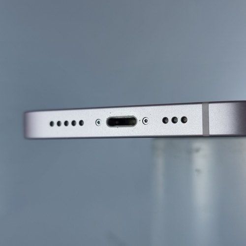 Смартфон Apple iPhone 13 128 GB Pink USED **