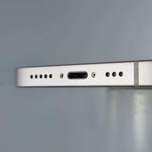 Смартфон Apple iPhone 13 128 GB Pink USED **