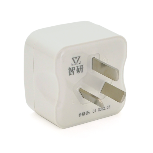 Зарядний пристрій для електромобіля Voltronic DC: 220V/16A, довжина кабелю 10м, IP67, LED-індикація, роз'єм GB/T, з перемикачем (Tough-16A10mLedSW)