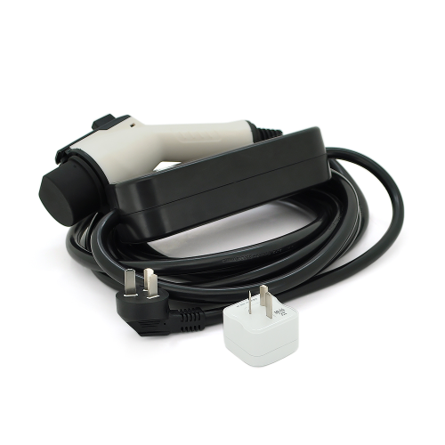 Зарядний пристрій для електромобіля Voltronic DC: 220V/16A, довжина кабелю 5м, IP67, LED-індикація, роз'єм GB/T, з перемикачем (Tough-16A5mLedSW)