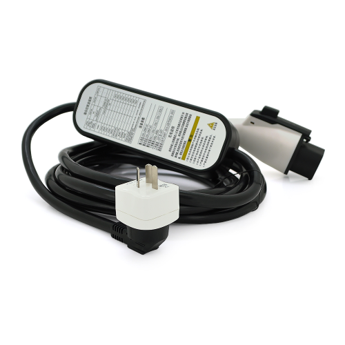 Зарядний пристрій для електромобіля Voltronic DC: 220V/16A, довжина кабелю 5м, IP67, роз'єм GB/T, LED-індикація (Tough-16A5mLed)