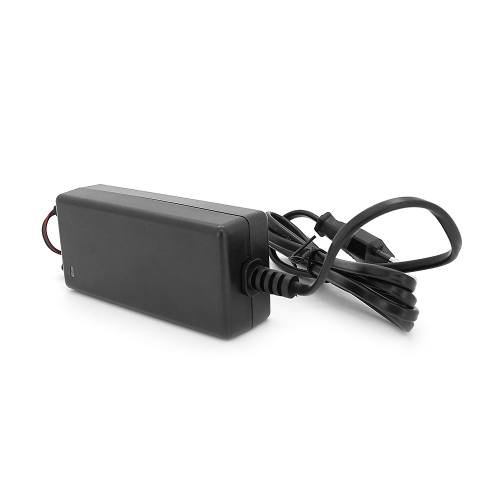 Зарядний пристрій Mervesan MT-7024C, для акумулятора 24V, 2.5A, затискачі, Q80