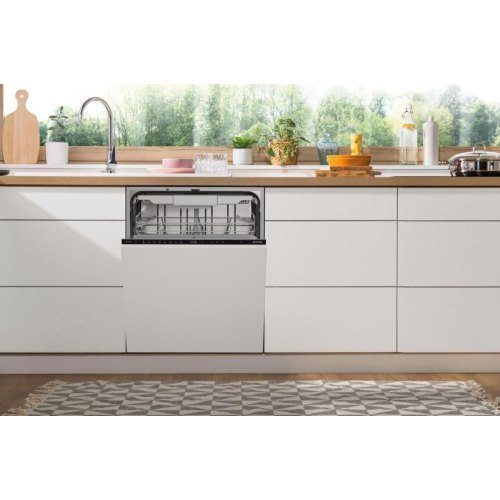 Посудомийна машина вбудовувана Gorenje GV673D63, на 16 комплектів, A+++, 60см, інвертор,Wi-Fi, AquaStop, сенсорне керування, три кошики, біла
