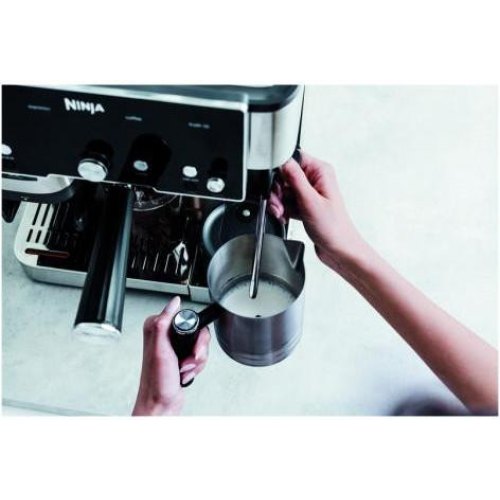 Кавомашина Ninja Luxe Cafe Essential Coffee Maker (ES701EU)